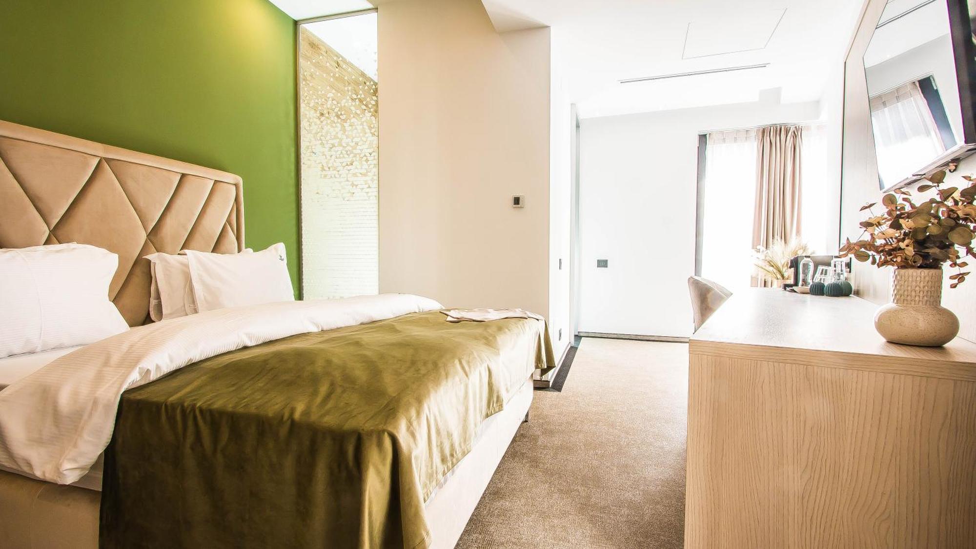 Central Carol Aparthotel 2 布加勒斯特 外观 照片